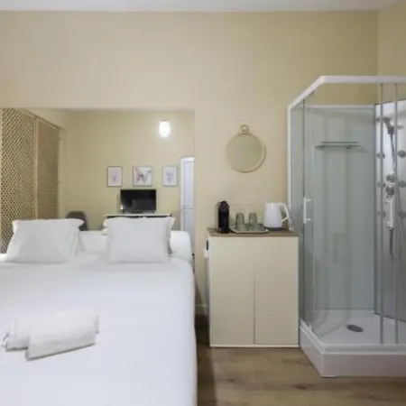 Gulbenkian בית הארחה